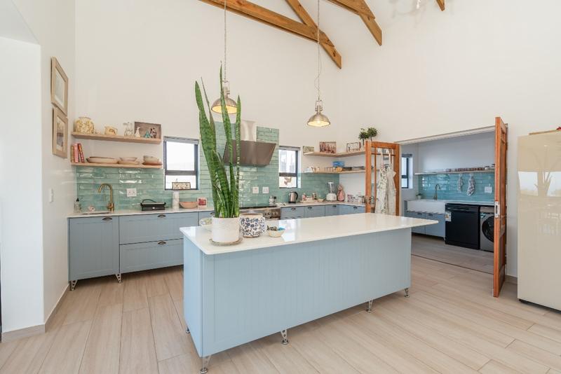 4 Bedroom Property for Sale in Sandy Point Western Cape